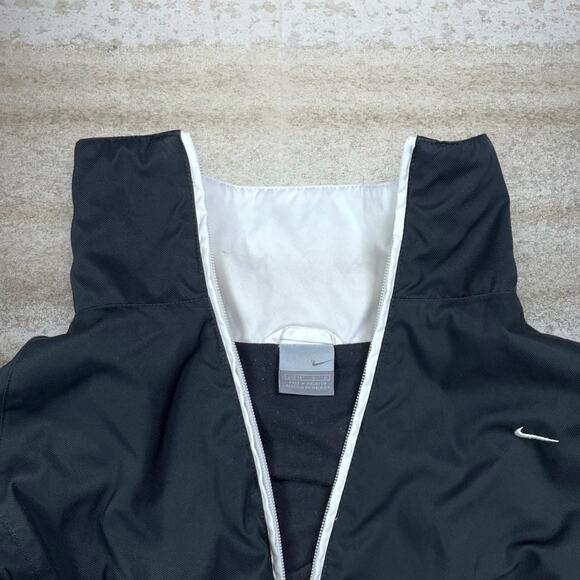 Vintage Y2K Nike Windbreaker Track Jacket Womens L Black White Light Weight Zip - Picture 3 of 3